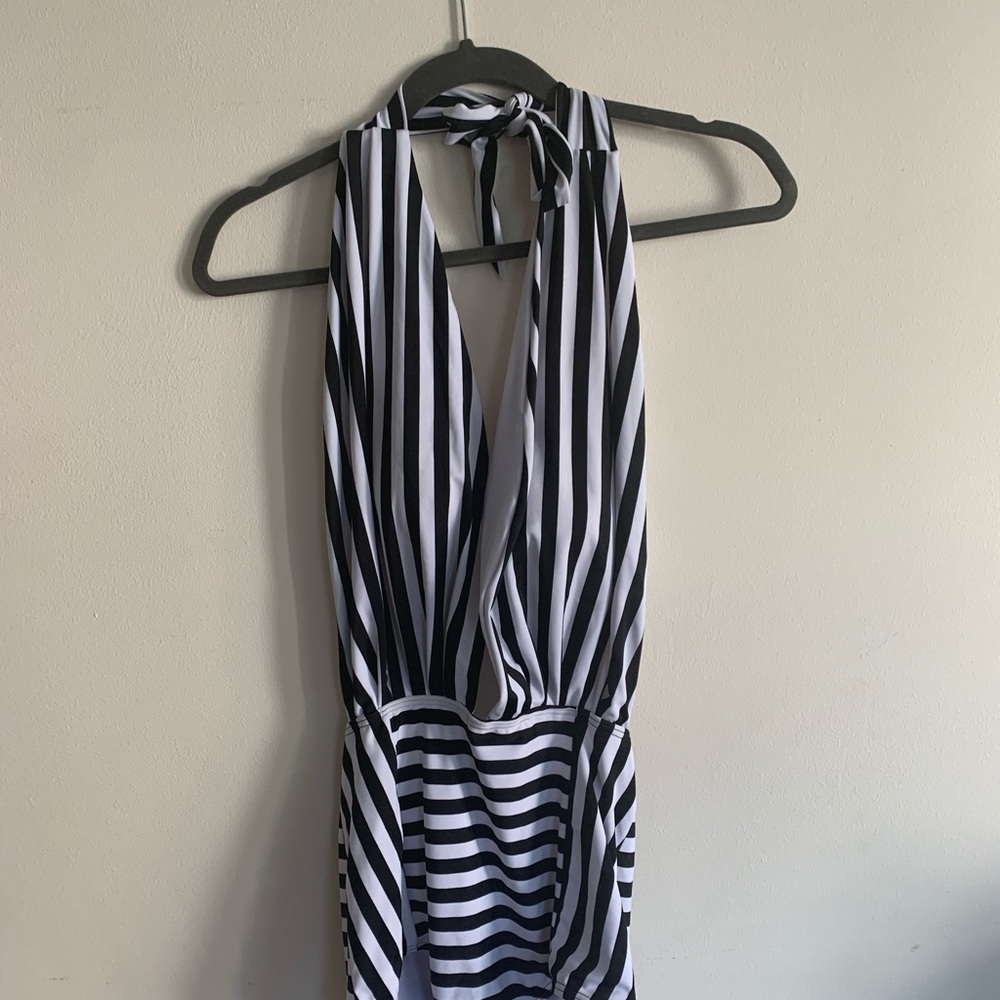NEVER WORN Pinup Style Retro One Piece Swimsuit